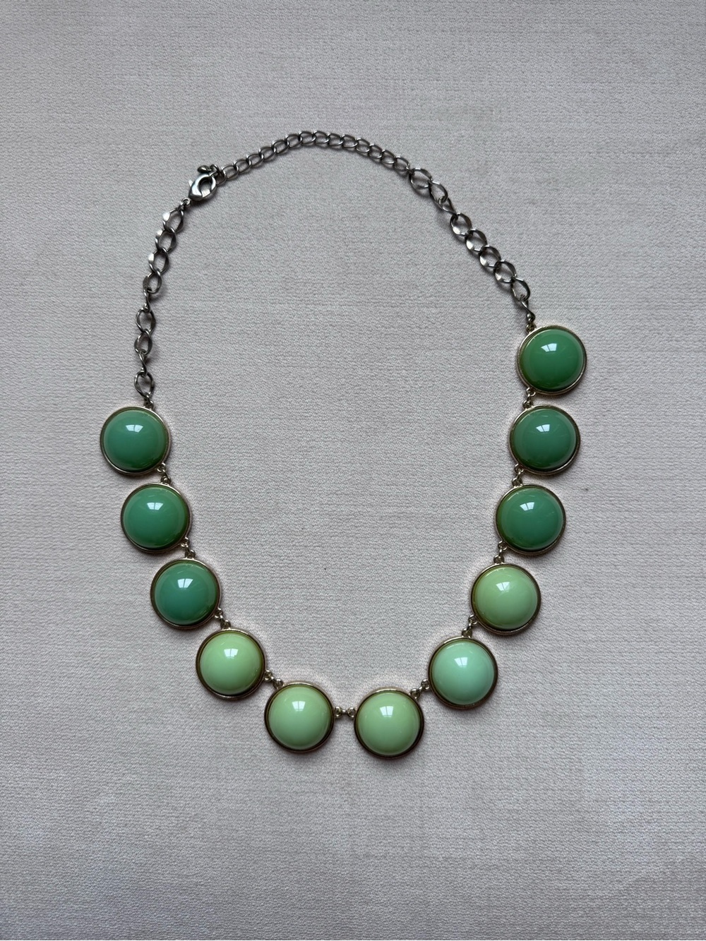 Francesca's Collections Mint-to-Teal Gradient Cabochon Necklace